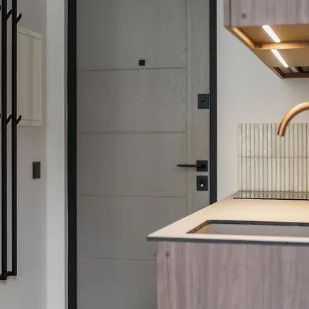 In Centre Self Check-in No 3 *